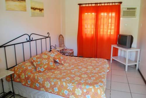 Inn Casuarina Ferradura